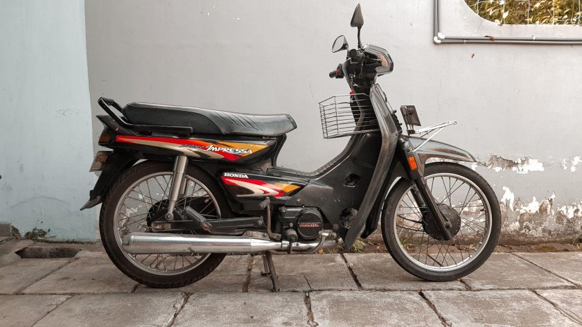 Honda astrea grand
