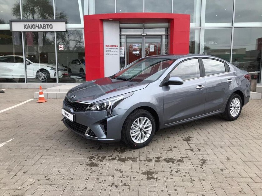 Kia Rio 2022 серый Prestige