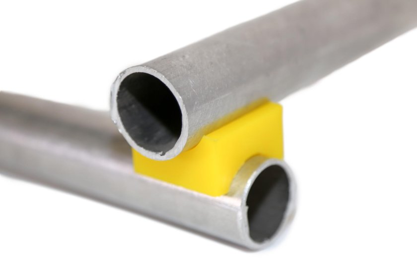 Крепление рамы катамарана м12