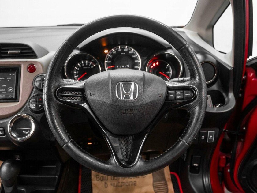 Honda Fit RS салон