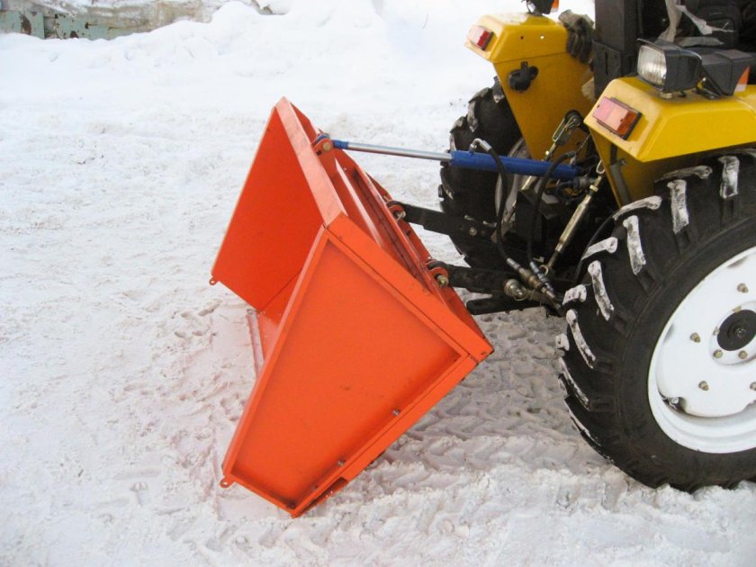 Кузов задненавесной на минитрактор