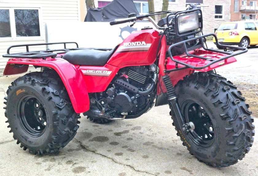 Honda big Red 250