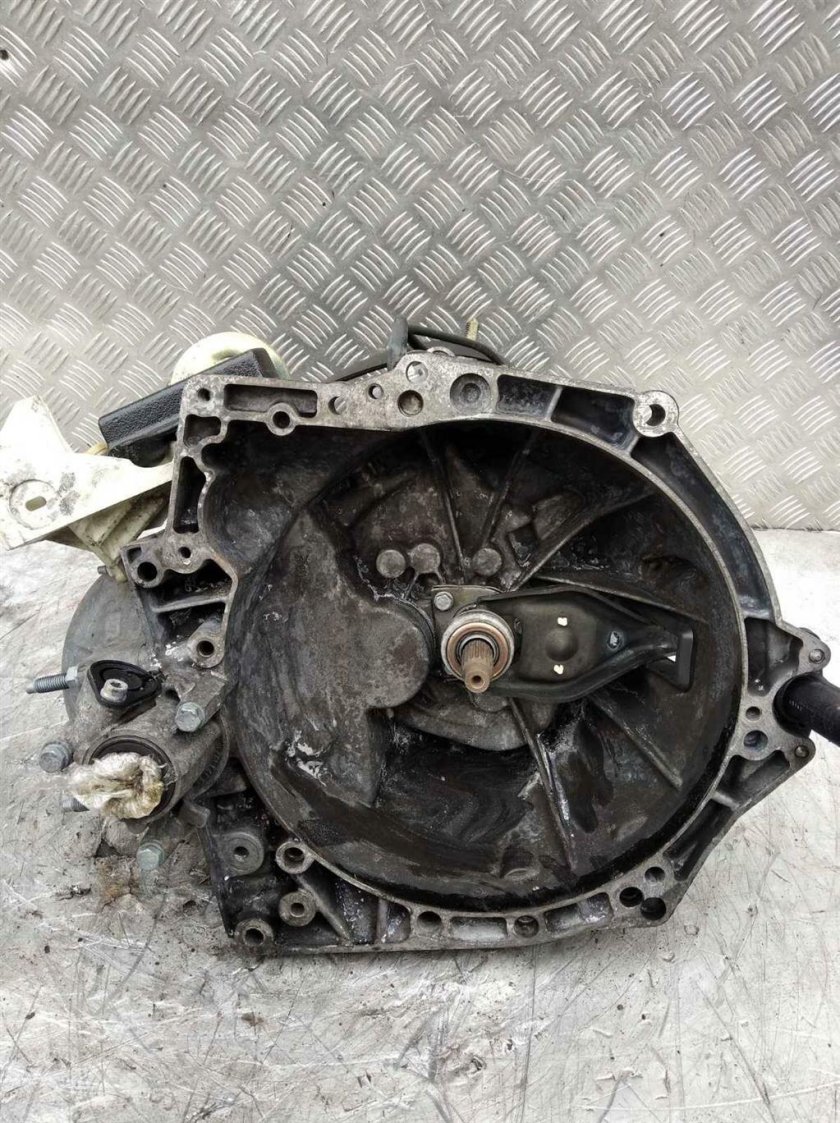 МКПП Пежо 307