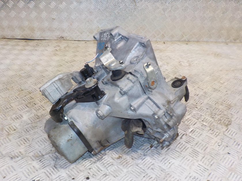 МКПП Пежо 207