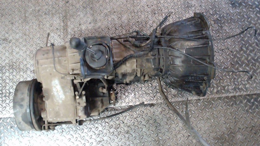 Ленд Ровер Дискавери 1 коробка передач