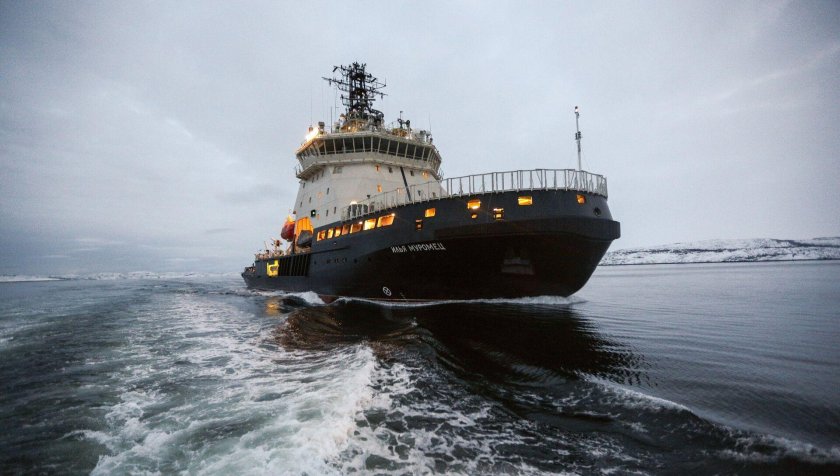 Евпатий Коловрат ледокол