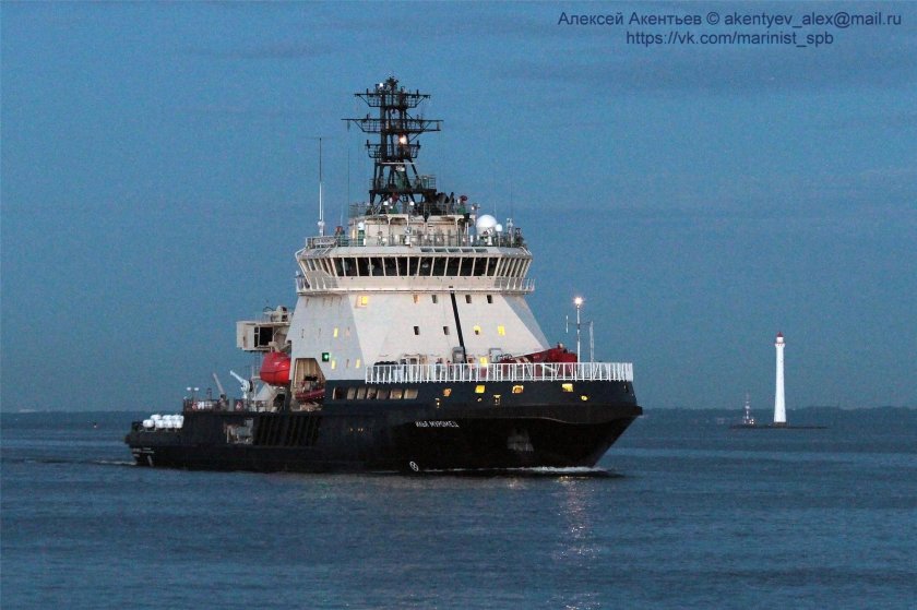 Буксир Илья Муромец