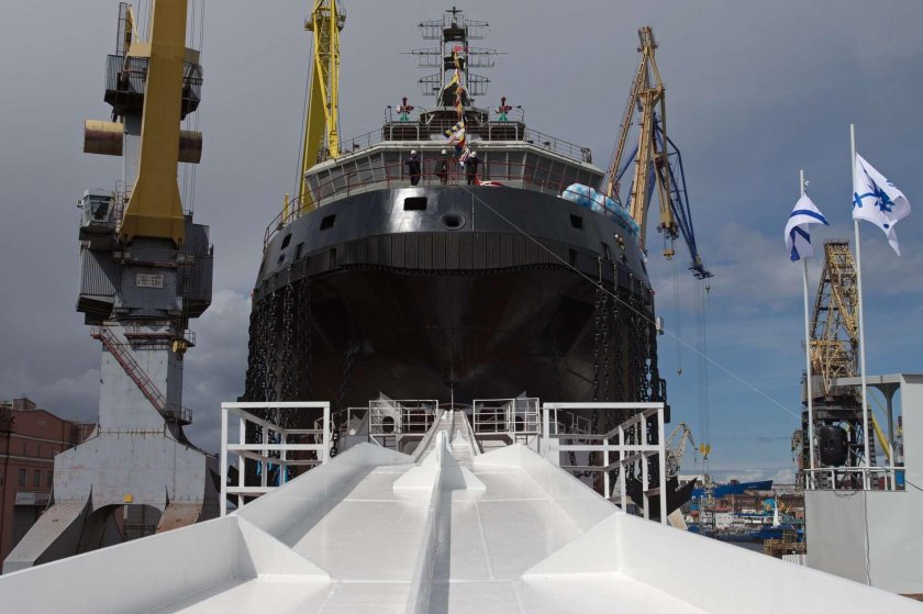 Дизель электрический ледокол Илья Муромец