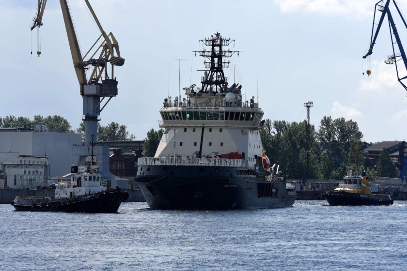 Дизель электрический ледокол Илья Муромец