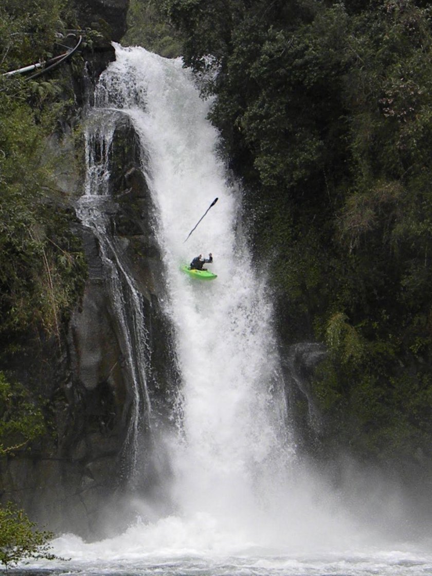 Мацунхети водопад