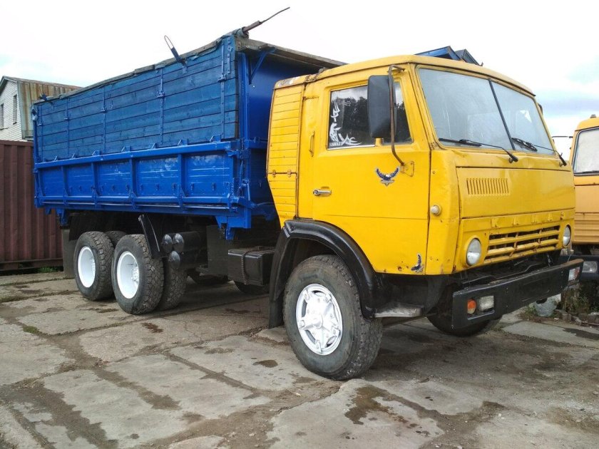 КАМАЗ 55102 самосвал сельхозник