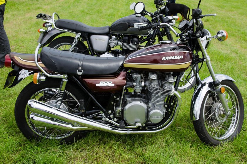 Kawasaki мотоцикл 1975