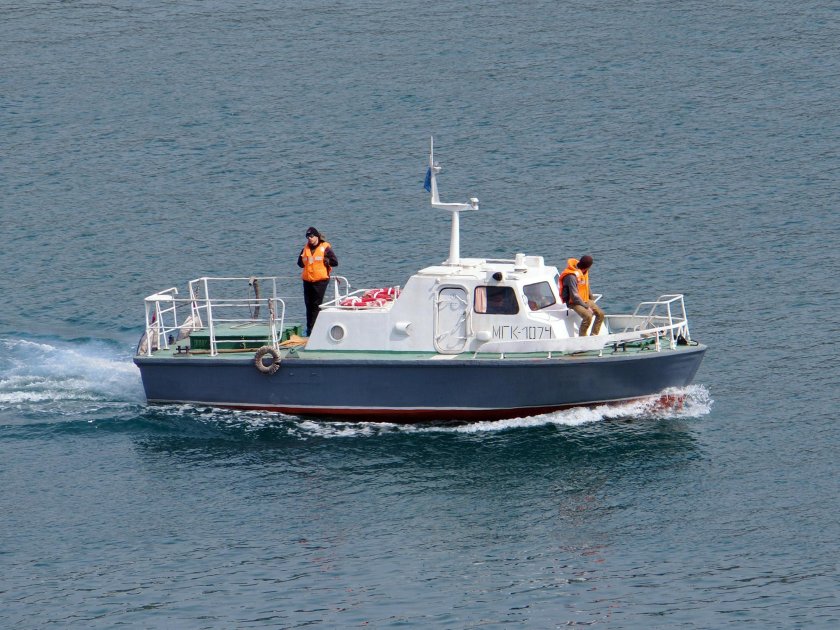 Малый гидрографический катер МГК-1067