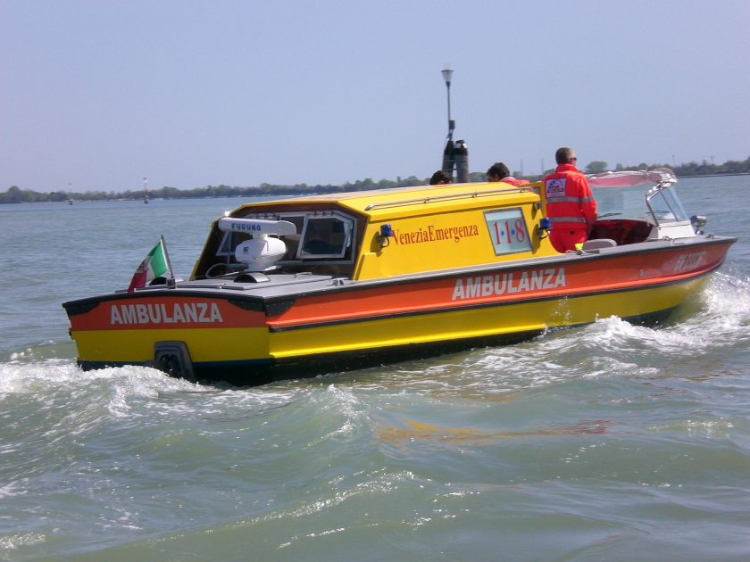 Орка 790 катер