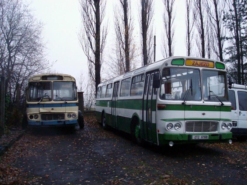 Кароса автобус