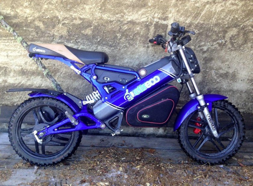 Электроскутер омакс v1