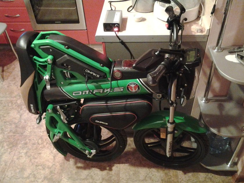 OMAX v1 электроскутер