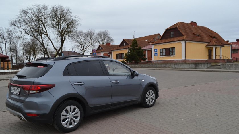 Kia Rio x-line серый