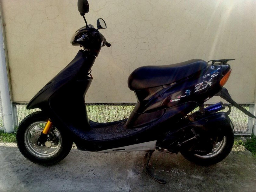 Honda Dio af-35 ZX-2