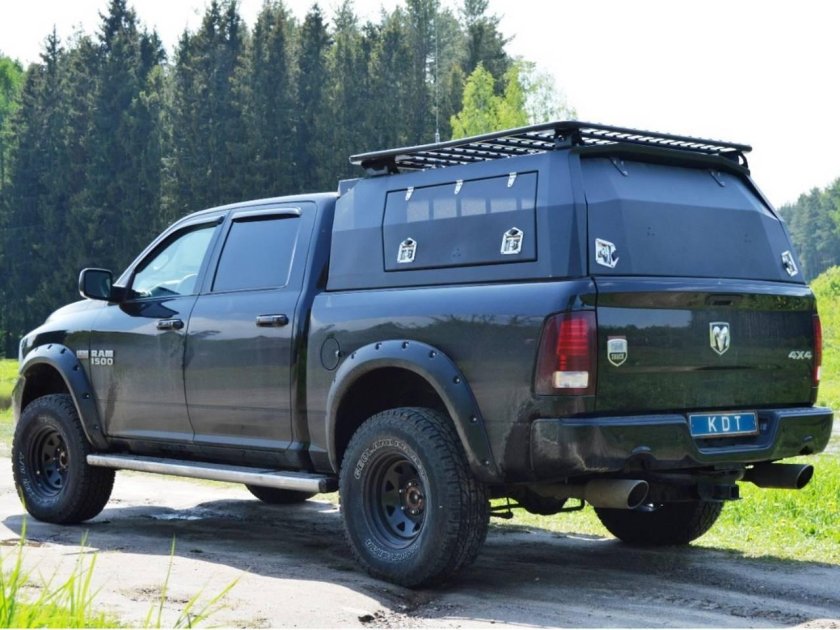 Dodge Ram 1500 с кунгом