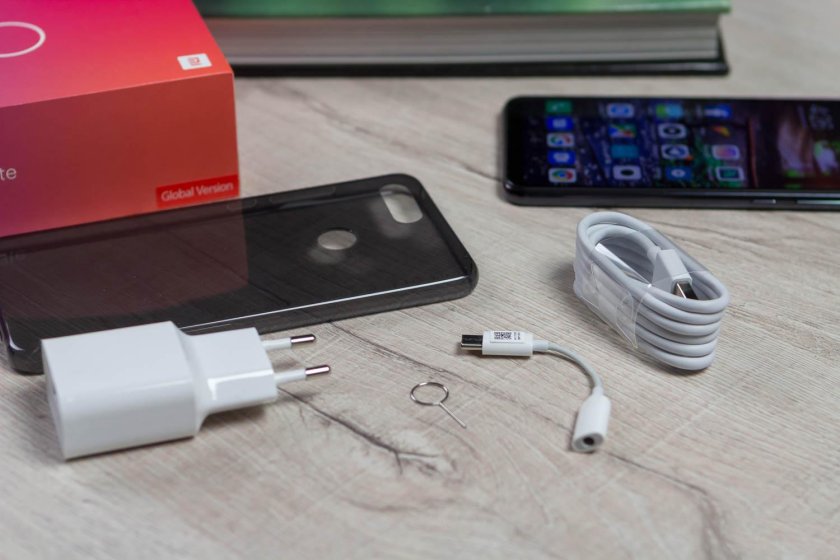 Mi 8 Lite зарядка