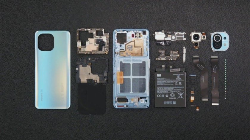 Xiaomi 11 Lite в разборе