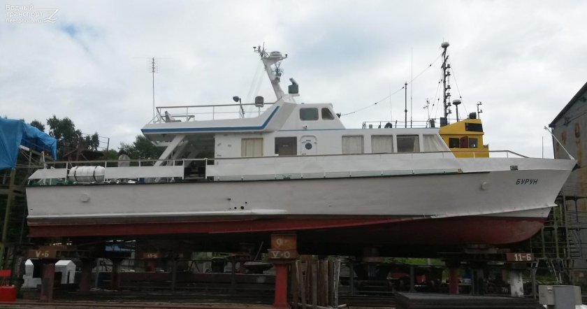 Катер КСВ Бурун