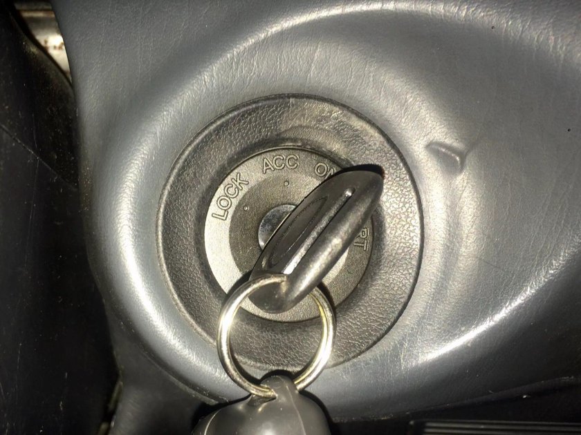 Тойота дуэт ключ замка зажигания