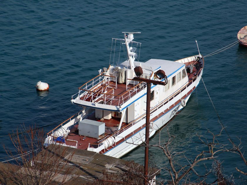 Катер связи КСВ-67