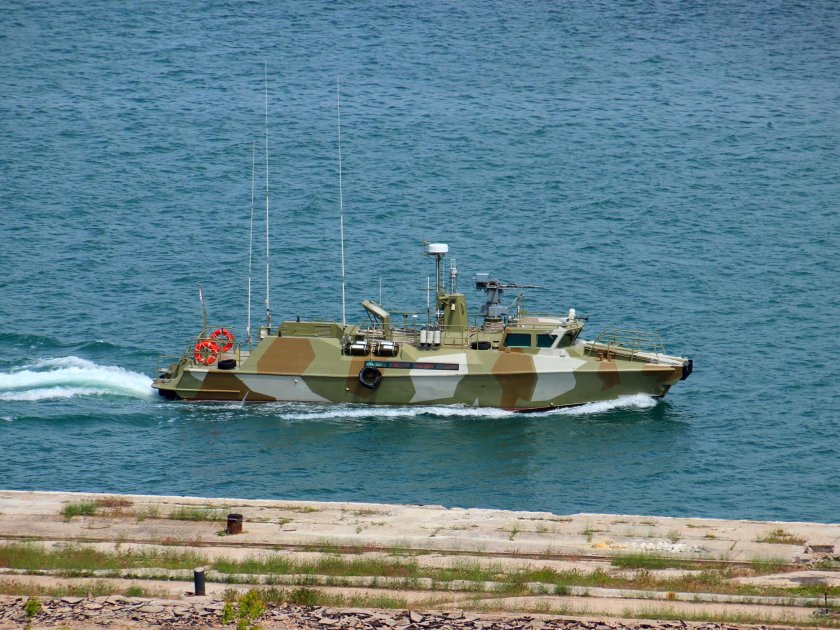 Противодиверсионный катер п-275