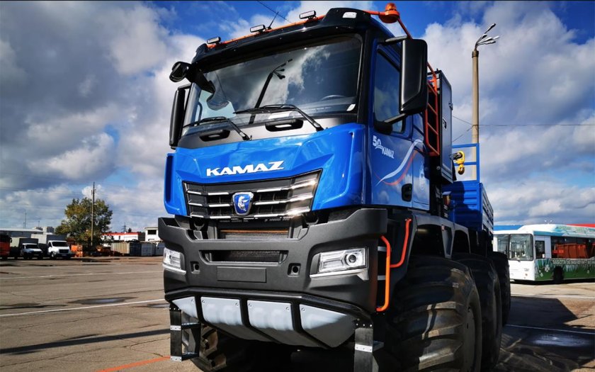 КАМАЗ Арктика 8*8