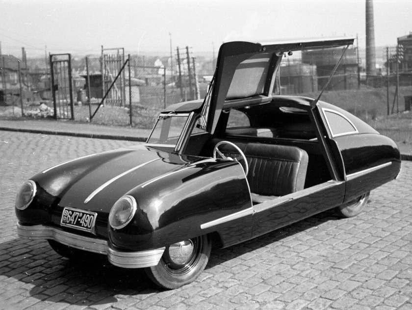 Странные французские машины