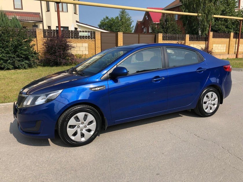 Kia Rio 3 синяя