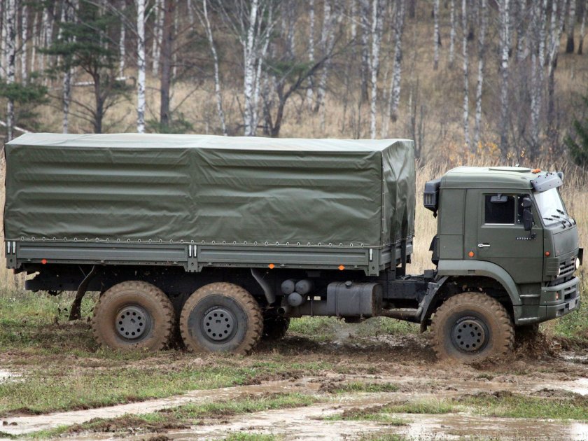 КАМАЗ-65224 военный
