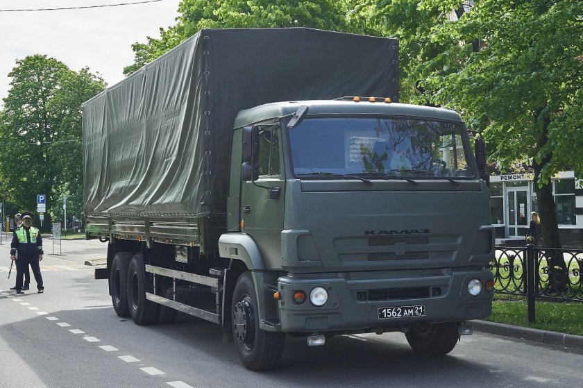 КАМАЗ 65117 военный