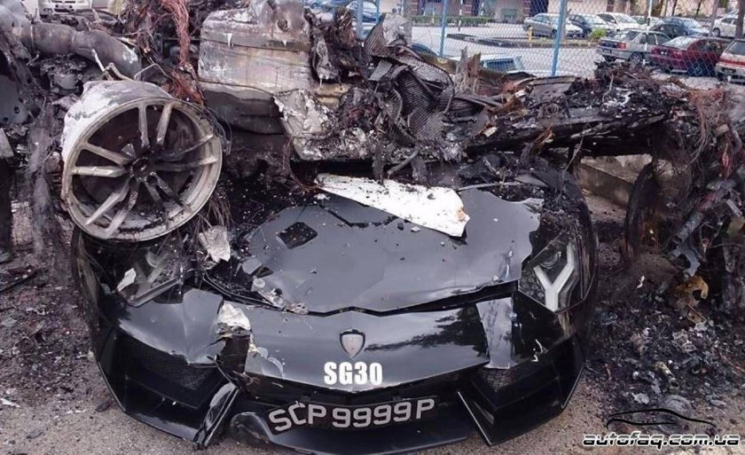 Разбитая Ламборджини авентадор