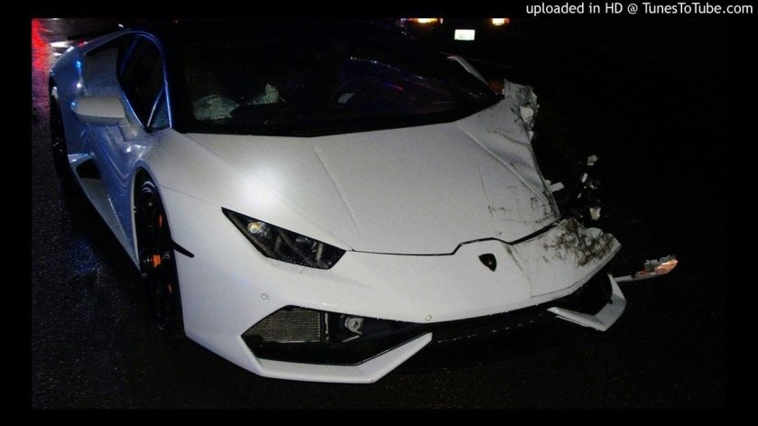 Ламборджини Хуракан Разбитая