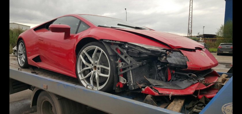 Ламборгини Хуракан авария