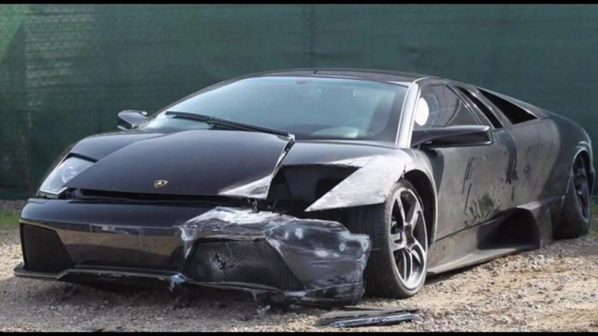 Разбитая Ламборджини авентадор