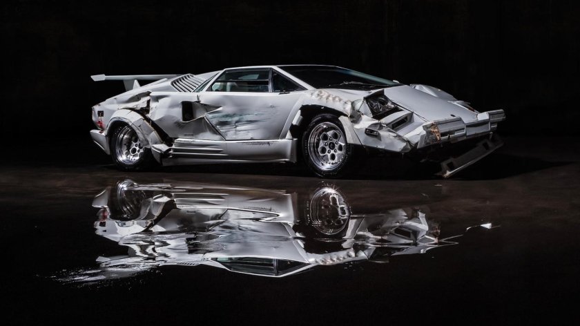 Разбитый Ламборгини