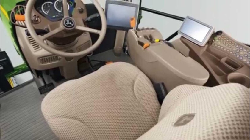 Джон Дир трактор салон