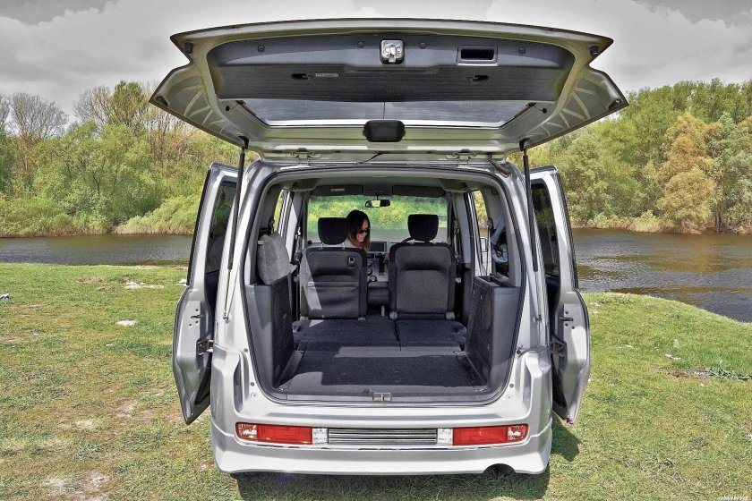 Honda Mobilio Spike салон