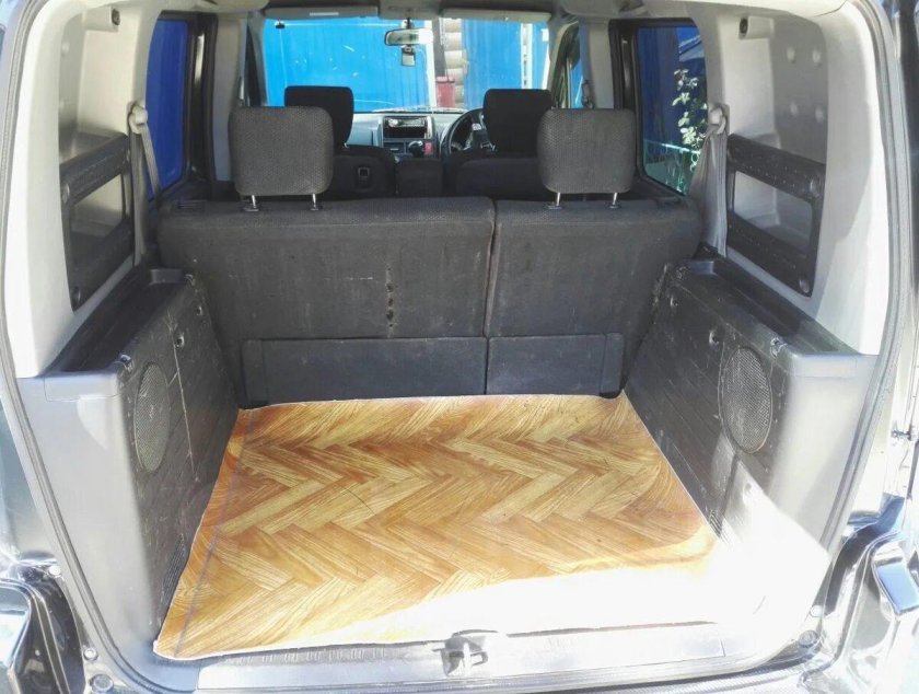 Хонда Мобилио Спайк