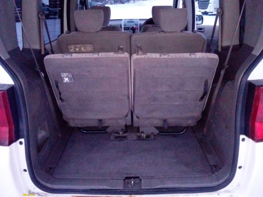 Хонда Мобилио 2002