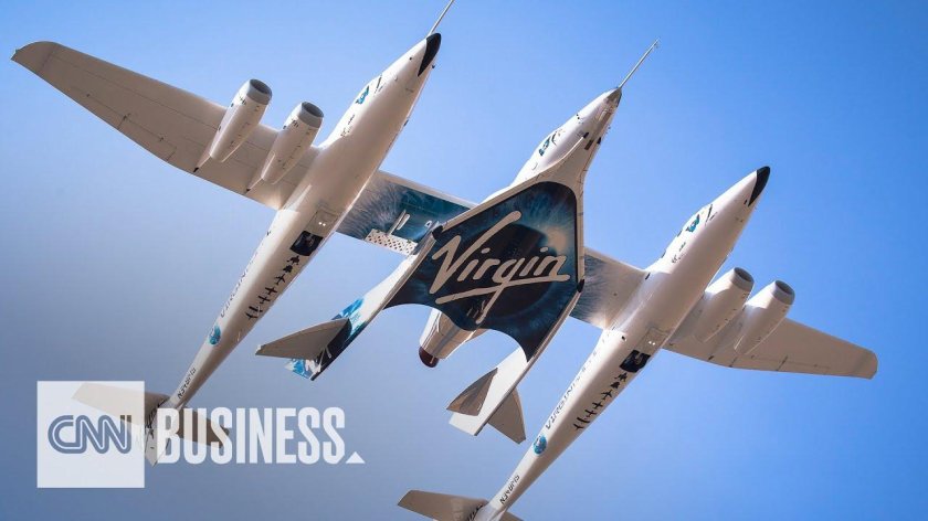 Virgin Galactic самолет