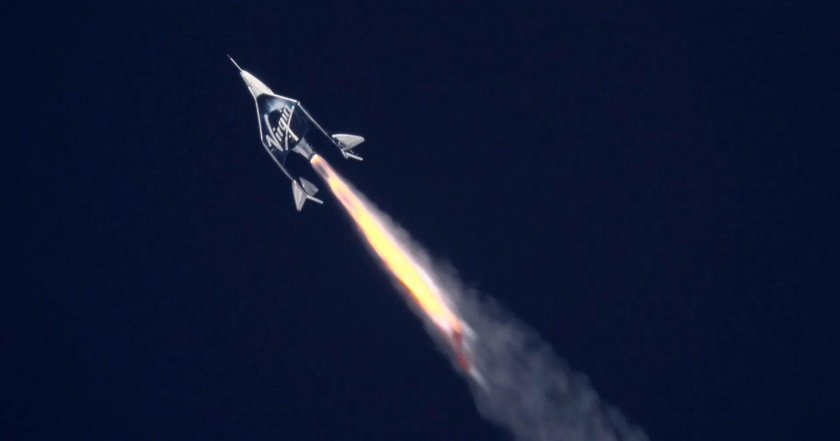 Virgin Galactic полет