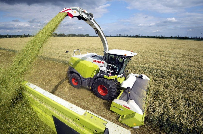 Кормоуборочный комбайн Ягуар 950