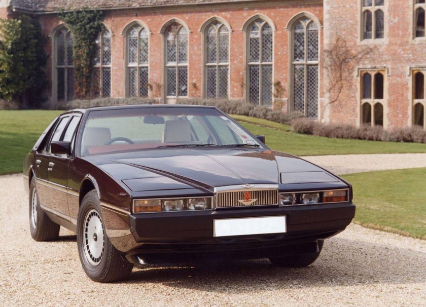 Aston Martin Lagonda 1976