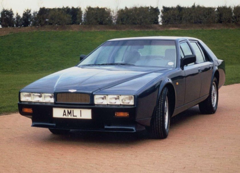 Aston Martin Lagonda 1976