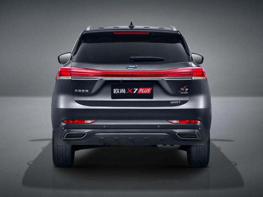 Geely Окаванджо 2024 сзади